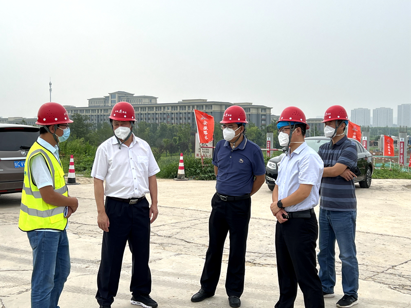 蚌埠市委常委、市委秘書長、懷遠(yuǎn)縣委書記王慶武到G206-03標(biāo)項目調(diào)研指導(dǎo)工作